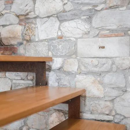 Casa Granai Torano Apartment