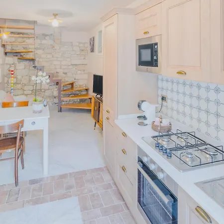 Casa Granai Torano Apartment *